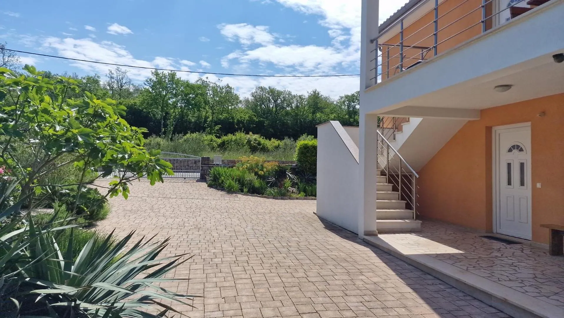 Apartments Grozdanic Sveti Vid-Miholjice