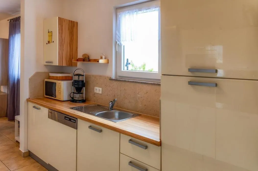 Apartments Grozdanic Sveti Vid-Miholjice 0*,