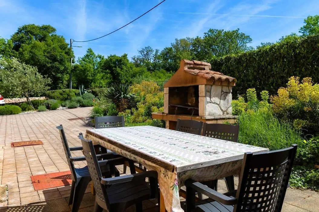 Apartments Grozdanic Sveti Vid-Miholjice Guest house
