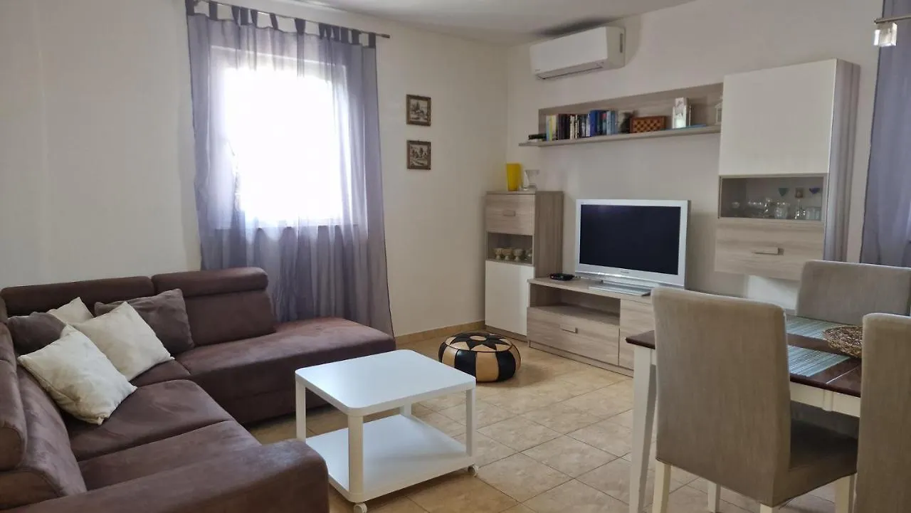 Guest house Apartments Grozdanic Sveti Vid-Miholjice Croatia