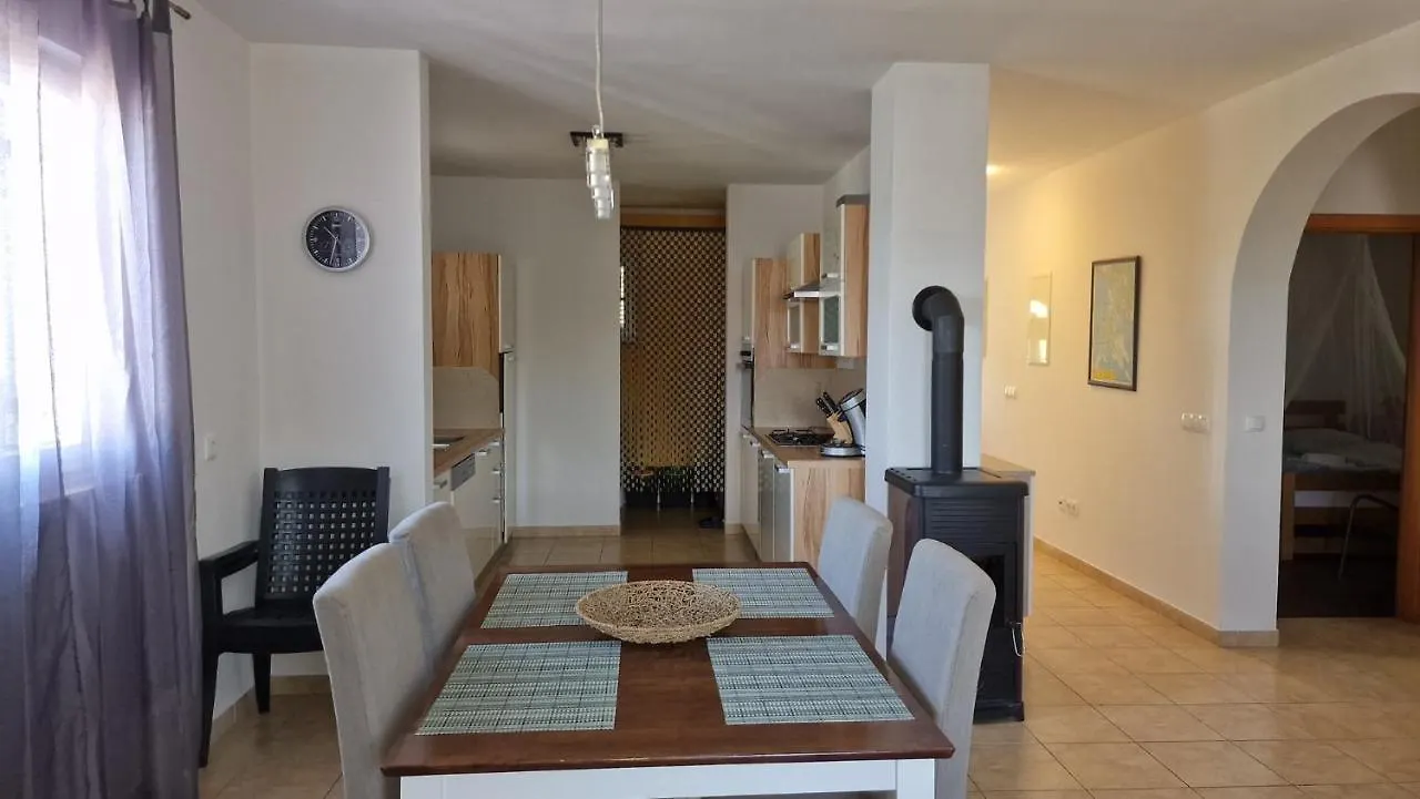 Apartments Grozdanic Sveti Vid-Miholjice