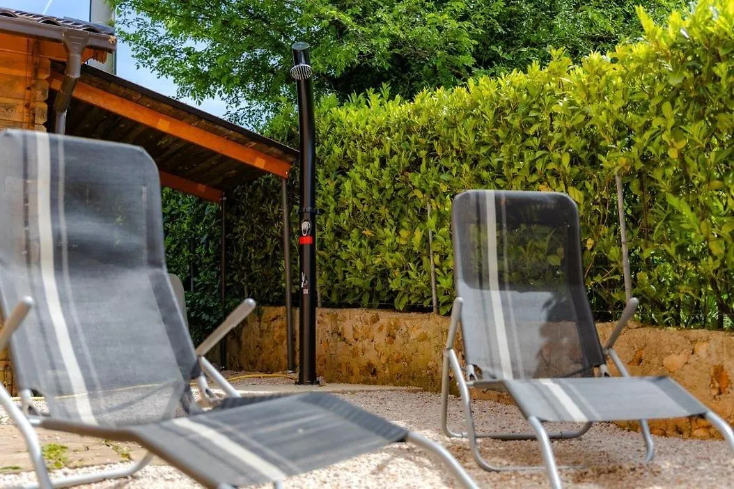 Apartments Grozdanic Sveti Vid-Miholjice Guest house