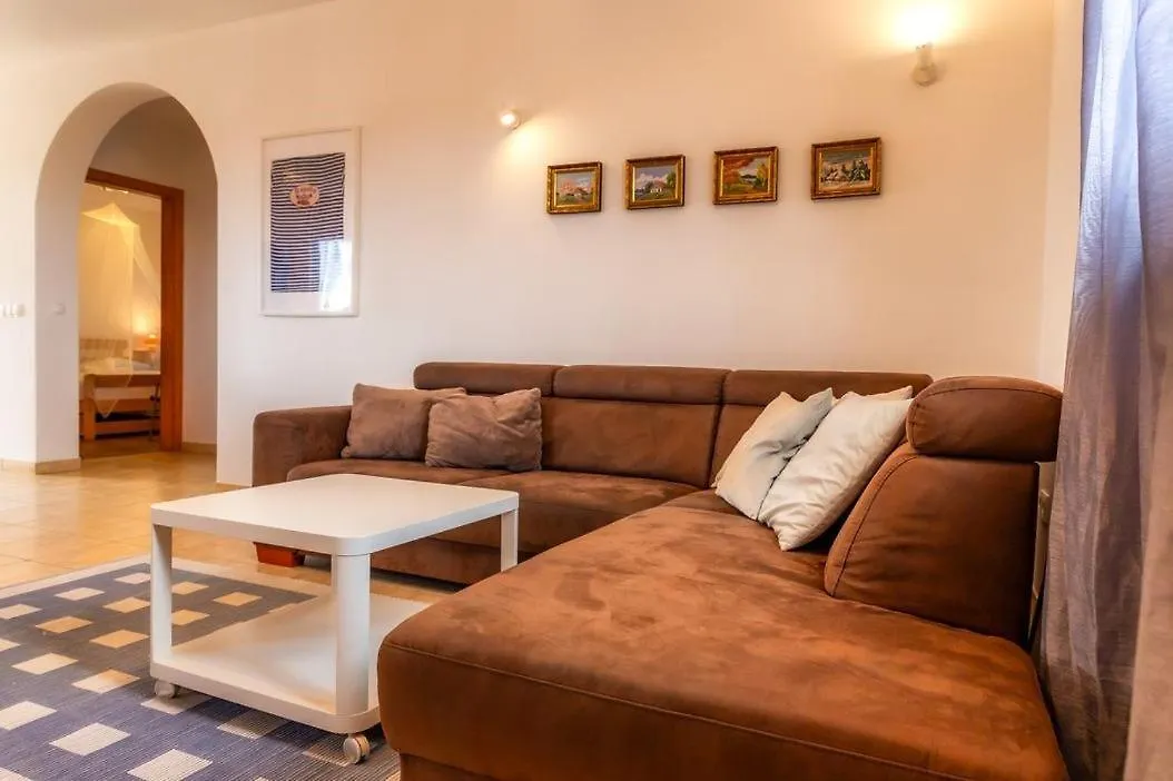 Apartments Grozdanic Sveti Vid-Miholjice